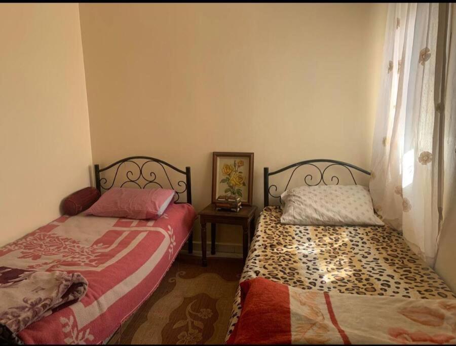 Adorable Apartamento A 8 Min Del Aeropuerto De Casablanca,Wifi Ultra Rapido Y Parking Gratis Derroua Esterno foto