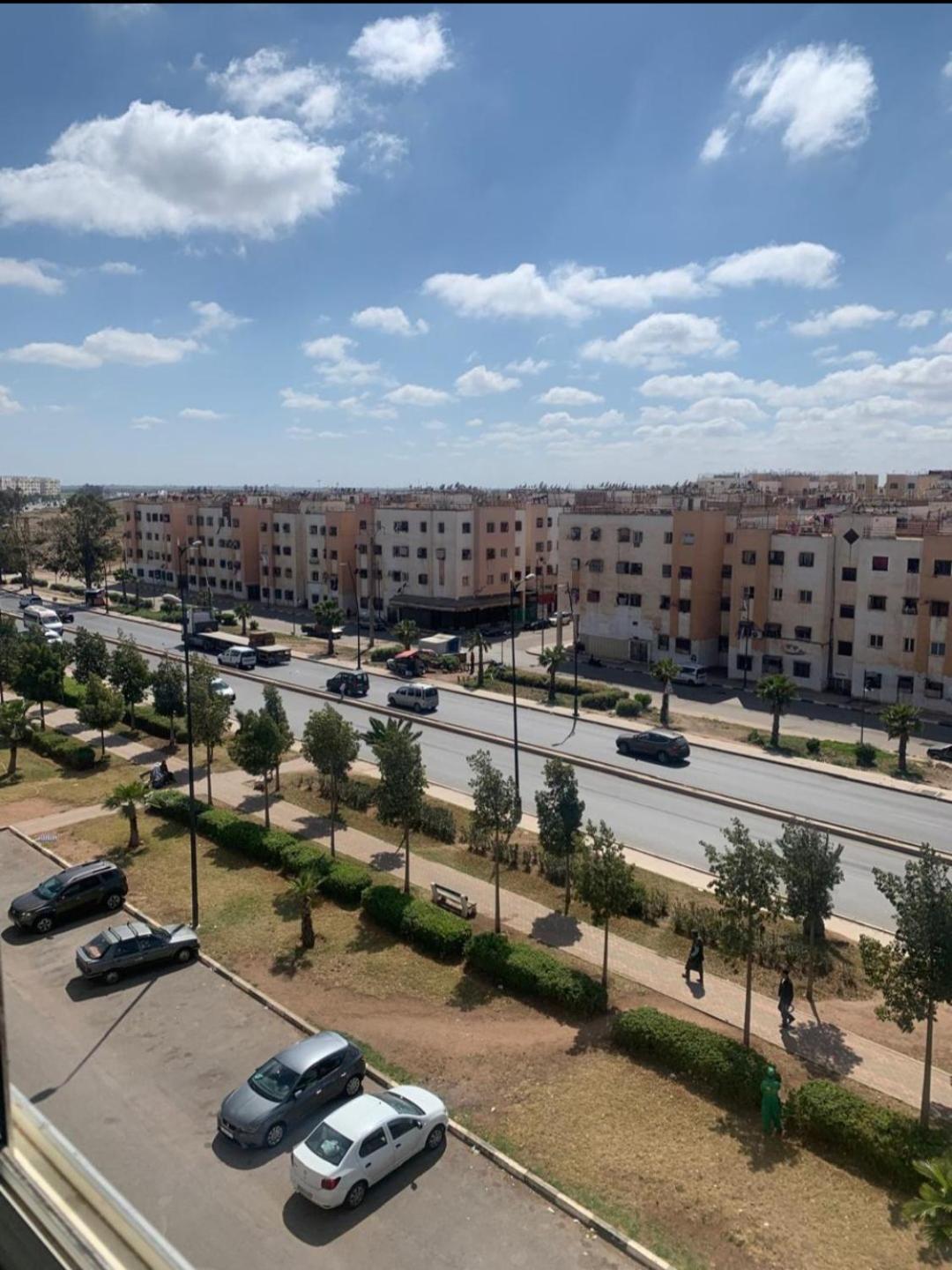Adorable Apartamento A 8 Min Del Aeropuerto De Casablanca,Wifi Ultra Rapido Y Parking Gratis Derroua Esterno foto